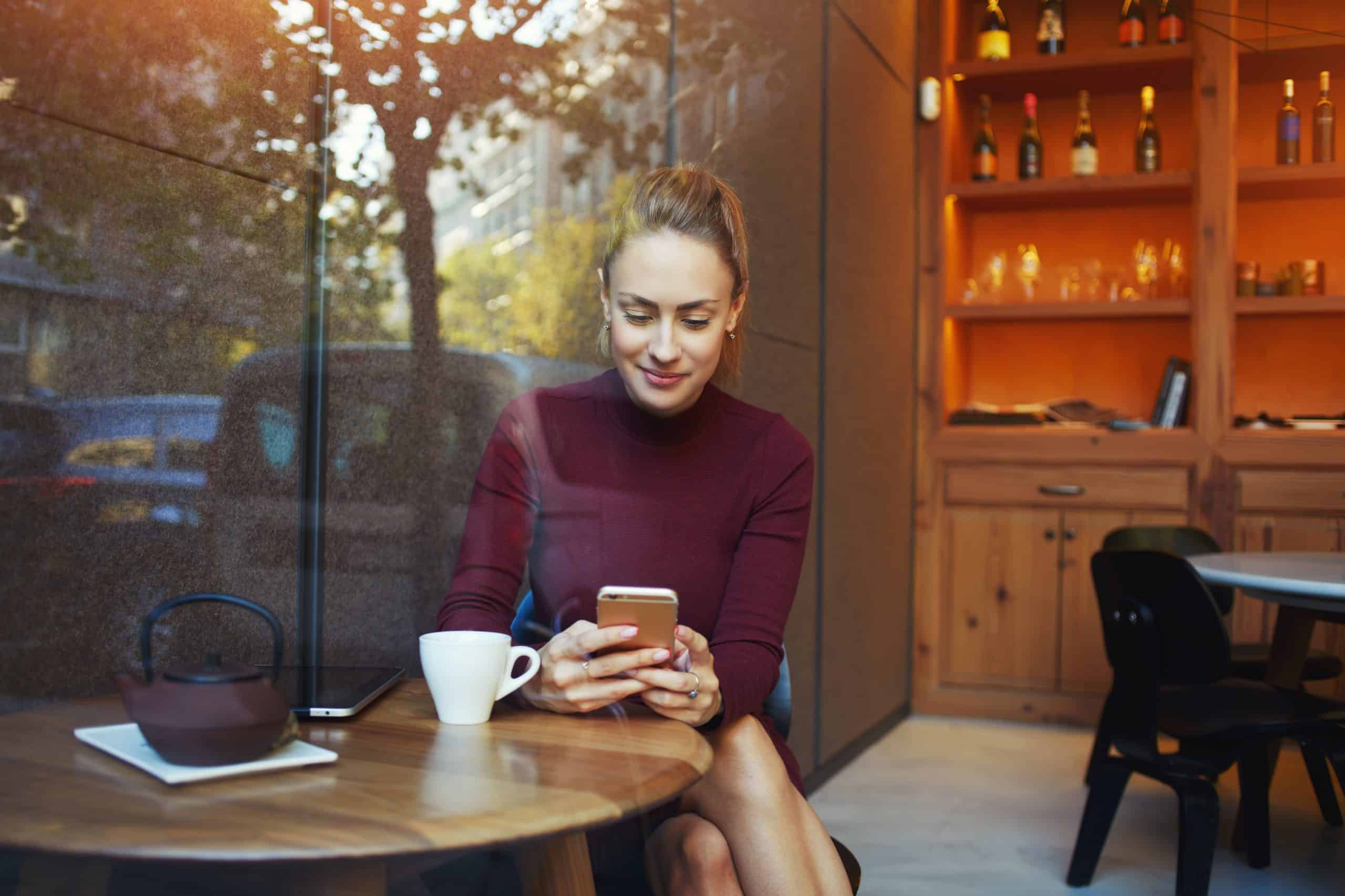 How To Talk To Women Online "Stopwatch Method" For Messaging